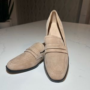 27 Edit | ‘Caroline’ Loafer